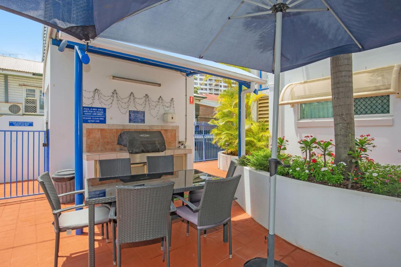 Surfers Beach Resort One 골드코스트 외부 사진
