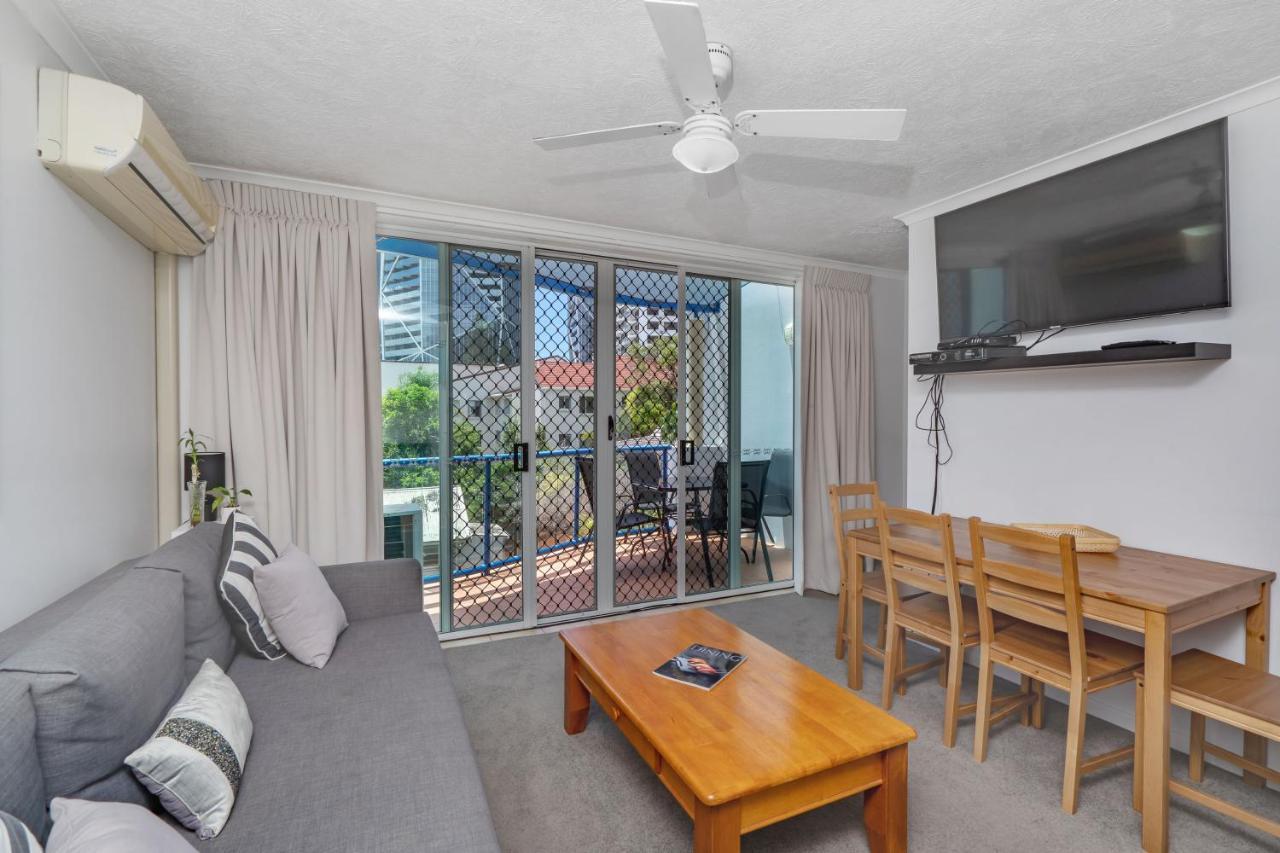 Surfers Beach Resort One 골드코스트 외부 사진