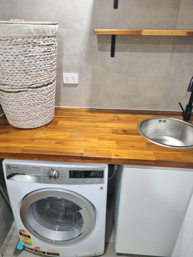 Surfers Beach Resort One 골드코스트 외부 사진